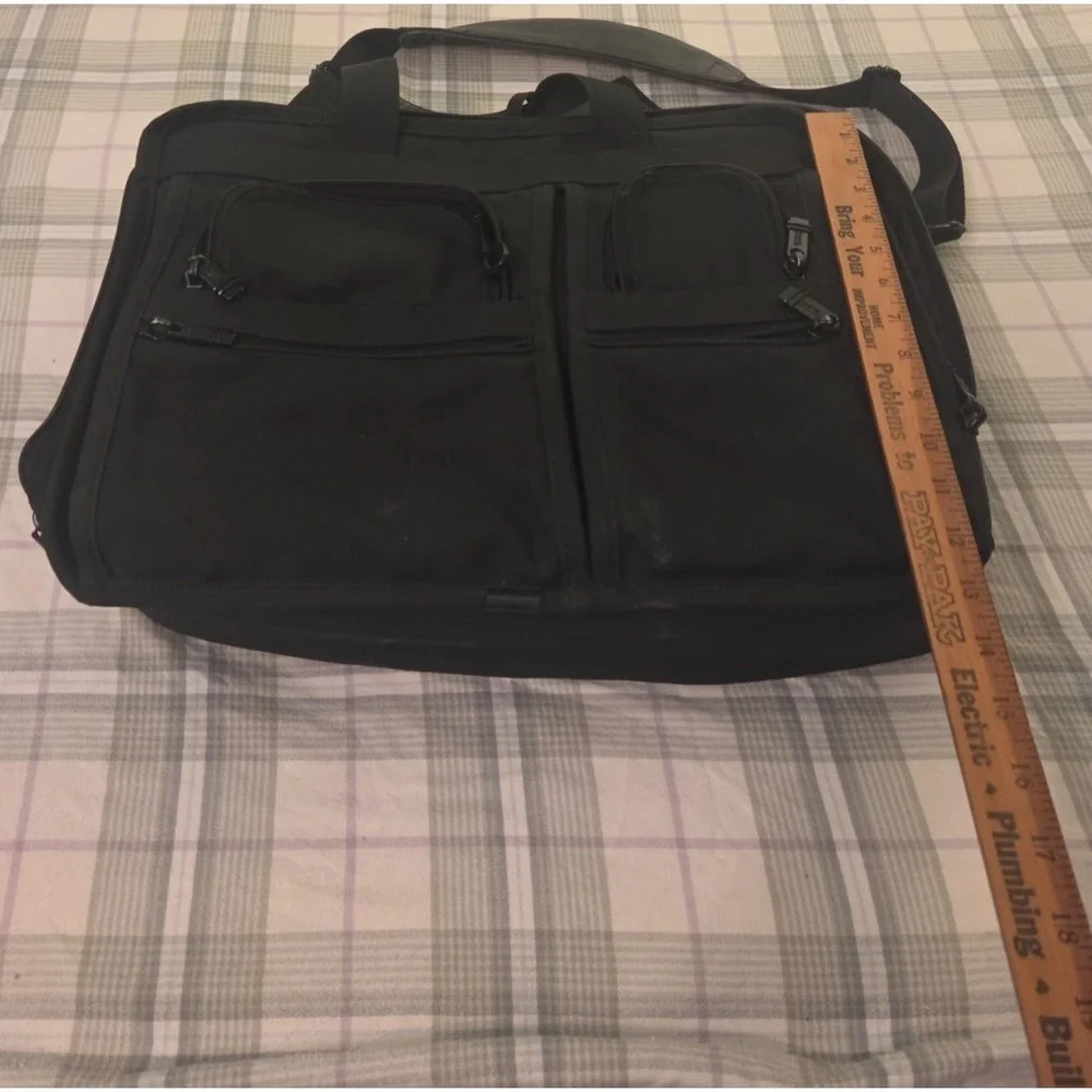 TUMI Alpha Expandable Ballistic Nylon Laptop Briefcase Organizer Black Shoulder